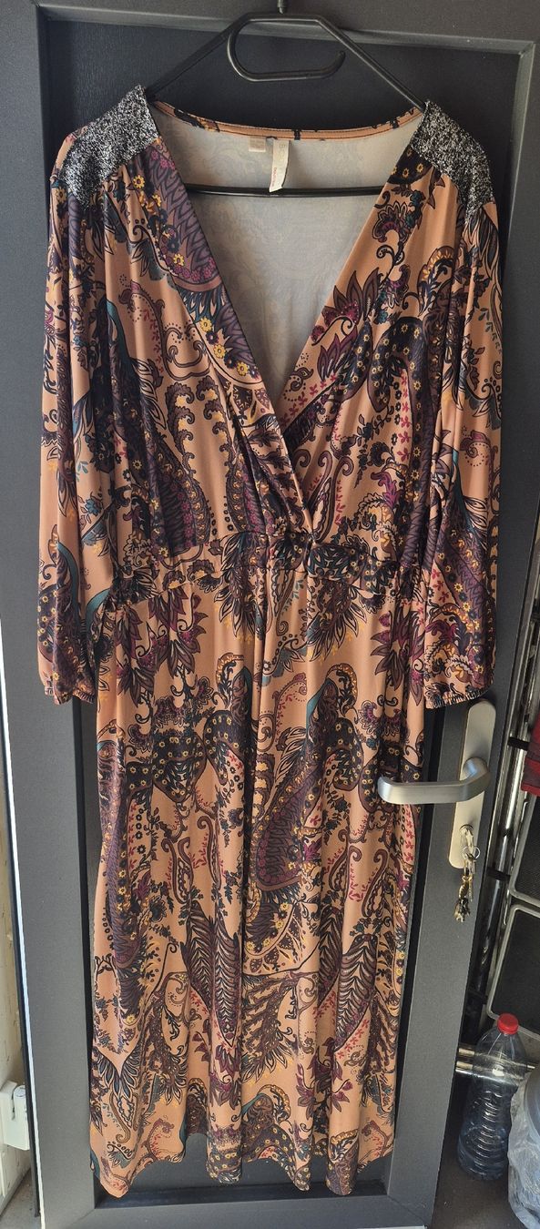 Vestiti: Kleid – Nuovo (secondo la descrizione) da Wislikofen venduto da Ana.Gomes 4