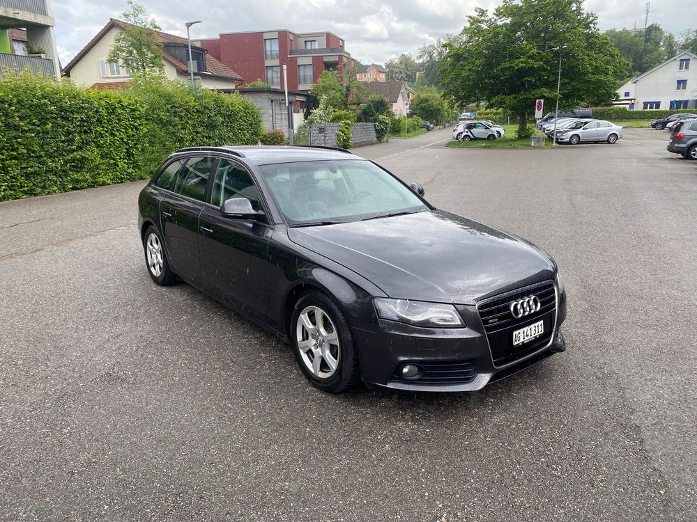 Audi A4 Av. qu. 3.2FSI