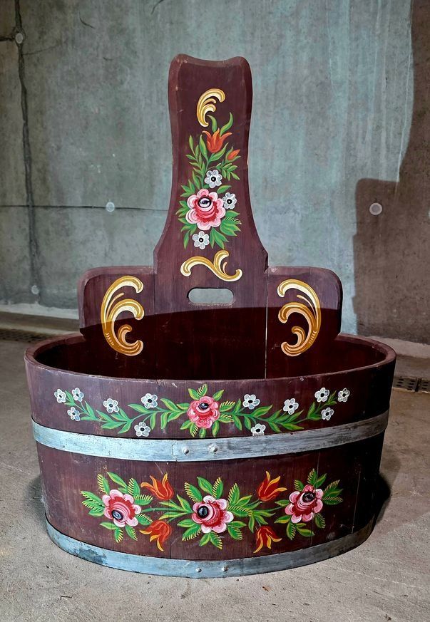 Tutte le decorazioni: Wunderschöne Melchter mit Handmalerei denke Appenzeller – Usato da Niederuzwil venduto da Jamy3