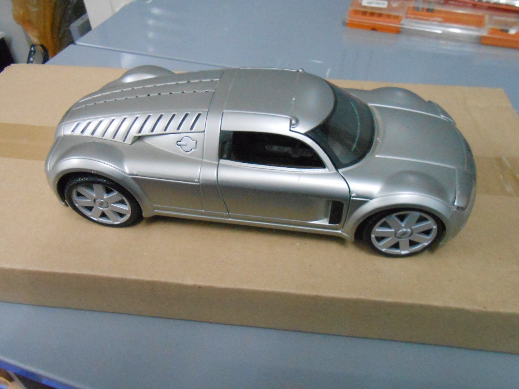 Audi Modellini d'auto: Audi-Supersportwagen Rosemeyer aus Metall – Usato da Hittnau venduto da luxor3