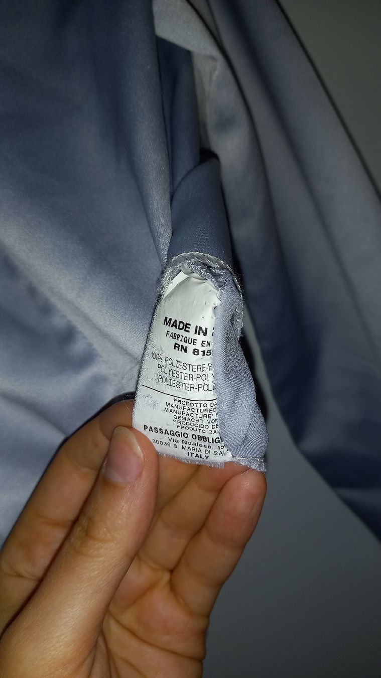 Camicette: Brand new satin cropped blouse – Nuovo (secondo la descrizione) da Zürich venduto da eil_ksp8 2