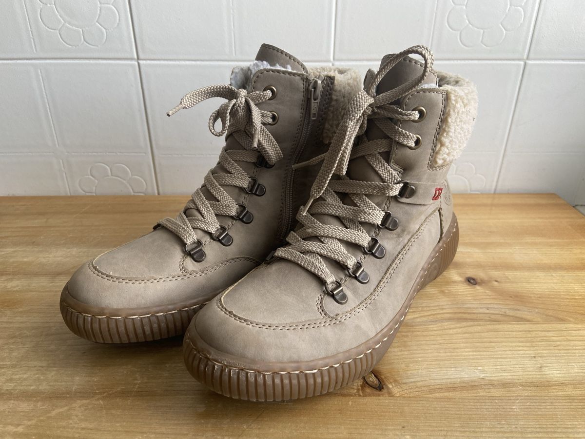 Scarpe da donna: Schuhe – Usato da Baden venduto da Sarahhedwig