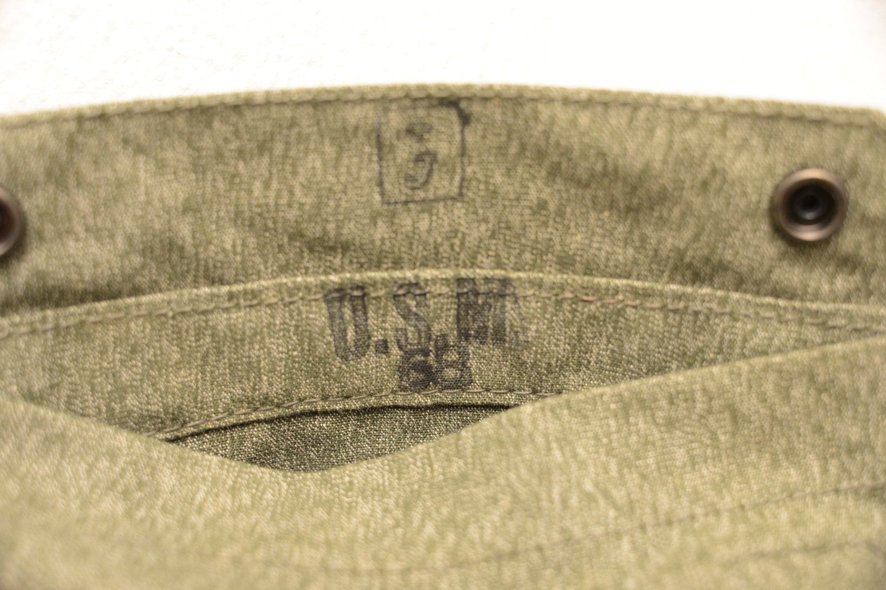 Schweizer Armee Taschen: Gasmasken-Filtersack von der Schweizer Armee 1968 – Gebraucht aus Sachseln von Smatsch54 4