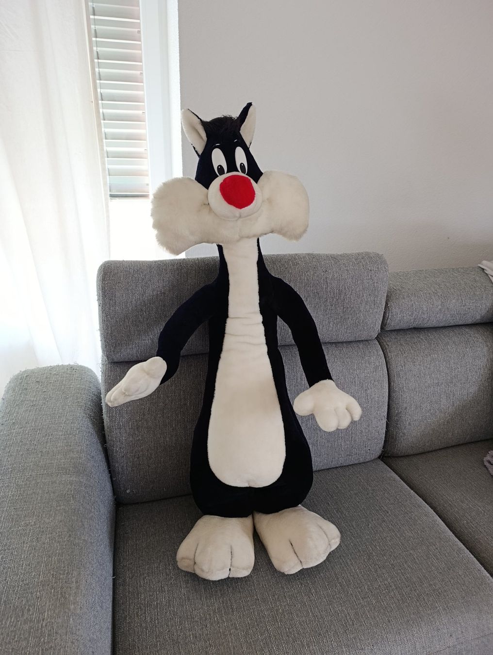 Disney Spielzeuge: 2 Meter grosses Sylvester Stofftier aus 1991 – Gebraucht aus Wil SG von Donaldus 2
