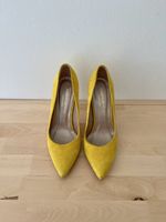 Escarpins jaune Roberto Botella, taille 35 ✨