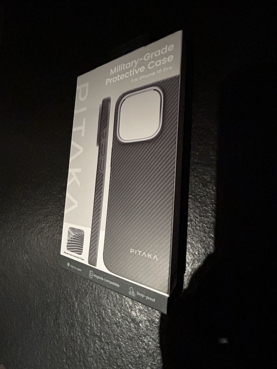 Apple Cover & Protezioni schermo: iphone 16 pro protective case – Nuovo e nell'imballaggio originale da Lostorf venduto da Rstudio 2