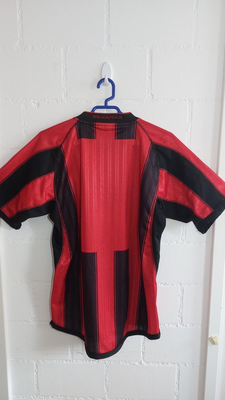 Xamax Canottiere & Pantaloni: Neuchatel Xamax Trikot 2003/04 Gr. M – Usato da Hedingen venduto da Turicun25 1