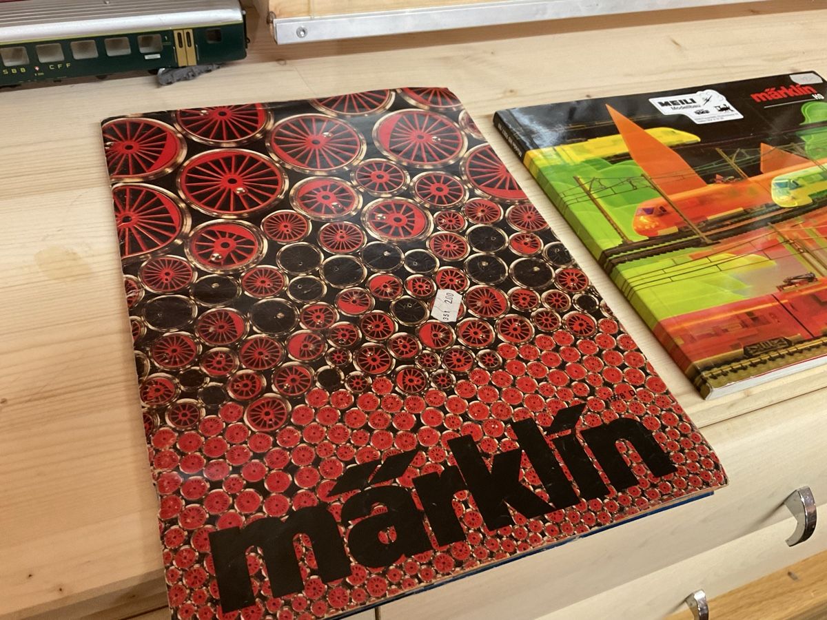Zeitschriften & Magazine: Katalog Märklin  – Gebraucht aus Wald ZH von Sbbemilio