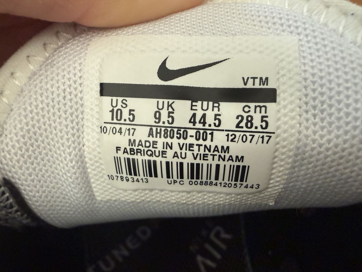 Nike Scarpe da uomo: Nike Air Max 270 Gr. 44.5 – Usato da Rubigen venduto da dor_kb9s 2