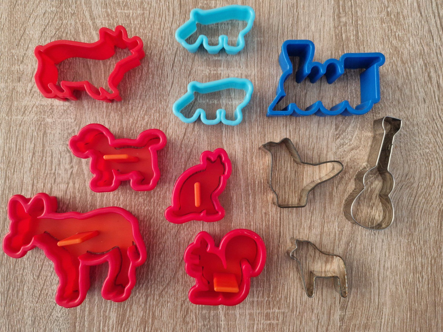 Backformen: Diverse Guetzli-Ausstechformen Set – Gebraucht aus Rebstein von Ajs_Toy_Palast_1 1