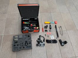 Valise GoPro avec accessoires, 2 caméras, chargeur, accus