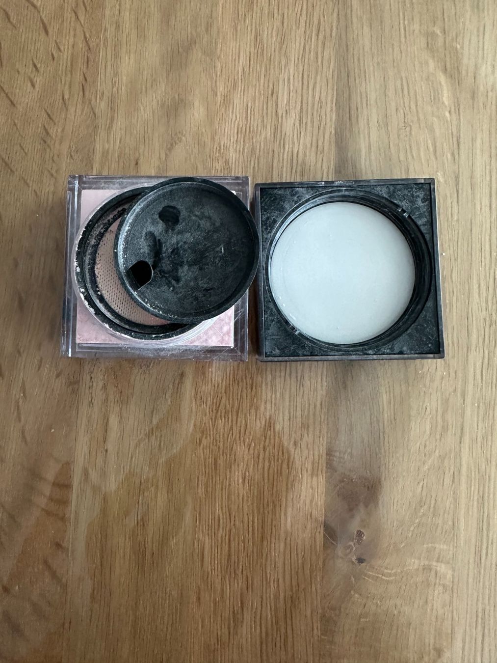 Huda Beauty Make-up: Huda Beauty easy bake Cherry Blossom Cake – Neu (gemäss Beschreibung) aus Courgevaux von Qwertz111320 1