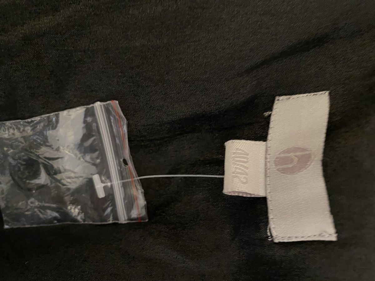Camicette: Damen Bluse  gr40 Neu – Usato da Pfungen venduto da Sheki56 3