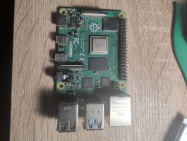 Raspberry Pi 4 Model B 4GB RAM 