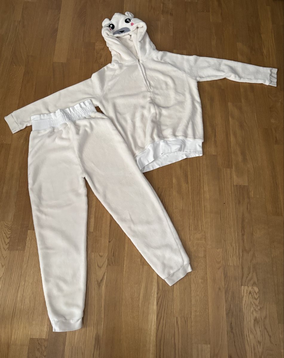 Lotti & Set di vestiti: Trainer Bären-Design Weiss Grösse 164 – Usato da Wangen an der Aare venduto da Semadeni13 2