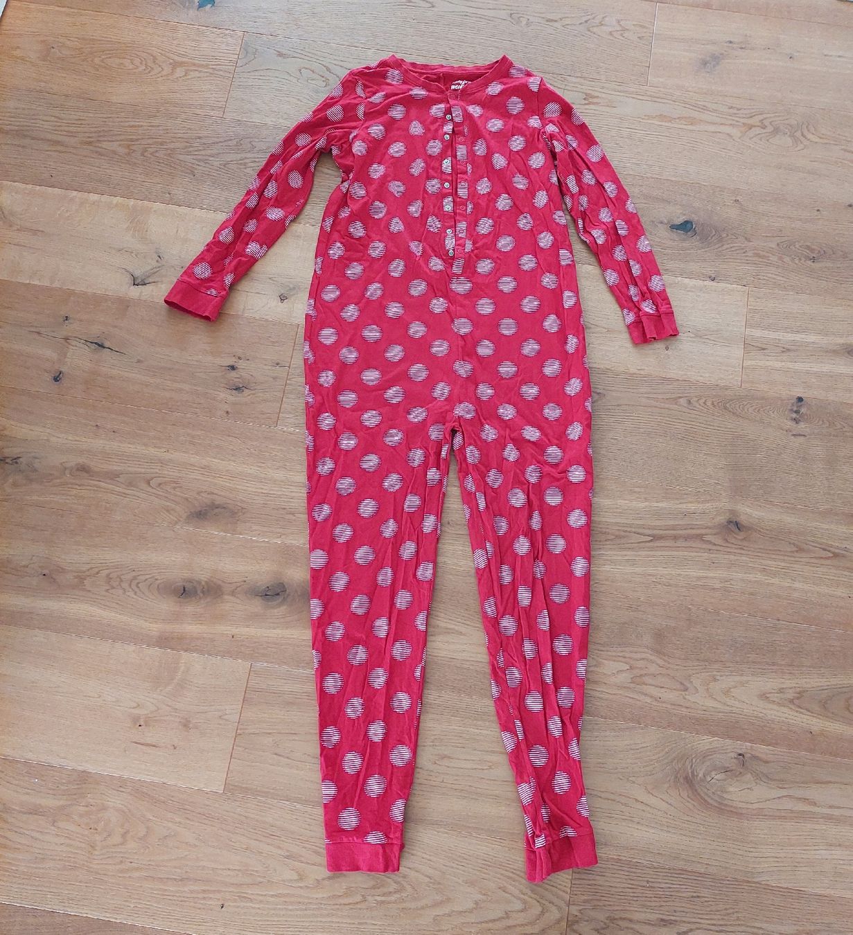 Pyjamas & Ähnliches: Pyjama/Jumpsuit Gr. 170/176 – Gebraucht aus Fehraltorf von fridolin024