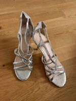 Guess Sandalen