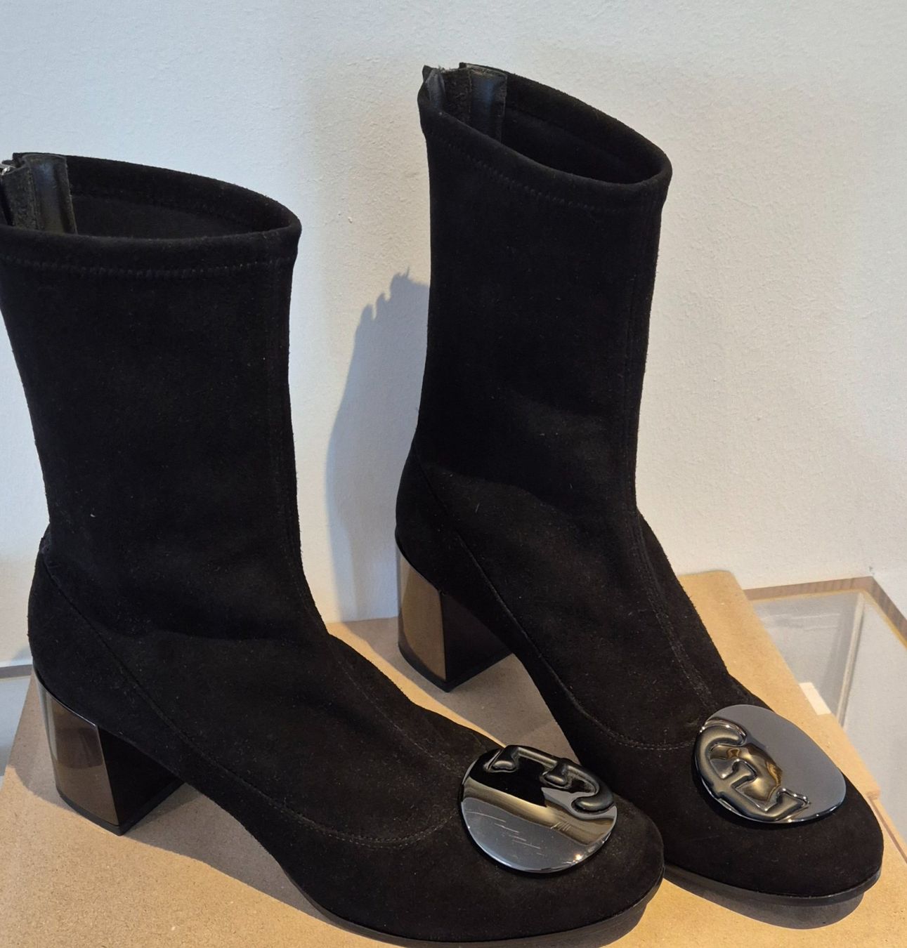 Scarpe da donna: Stiefel Neu Gr.39 – Nuovo (secondo la descrizione) da Schaffhausen venduto da peggi77755