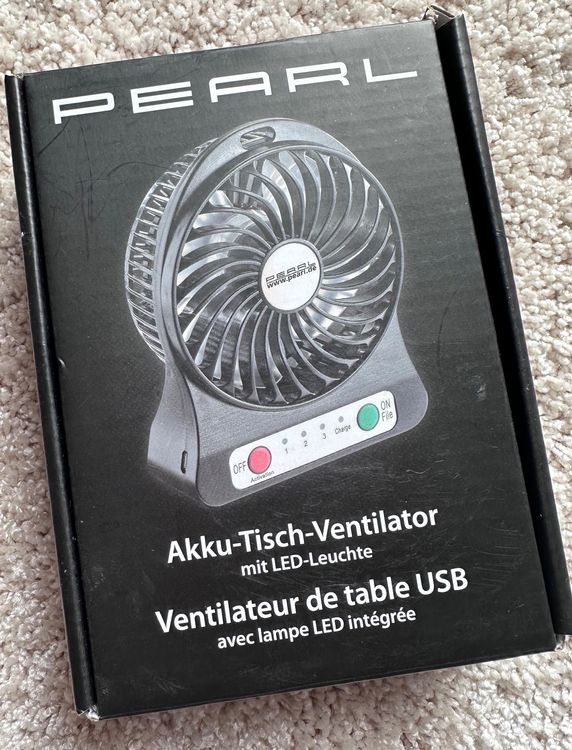 PEARL Akku Tischventilator: 2in1-/Akku-Tisch-Ventilator mit LED