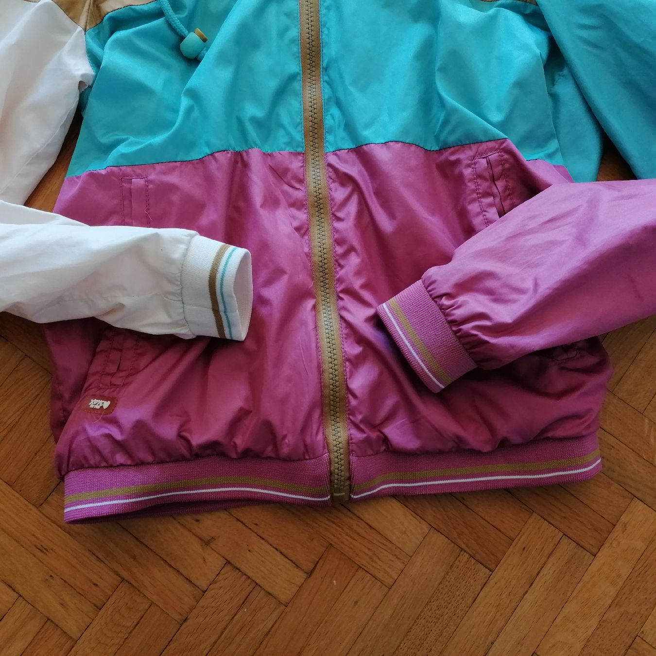 Pull&Bear Vestes: Veste coupe-vent multicolore Pull&Bear taille S – D'occasion à Le Mont-Pèlerin par dundun1 1