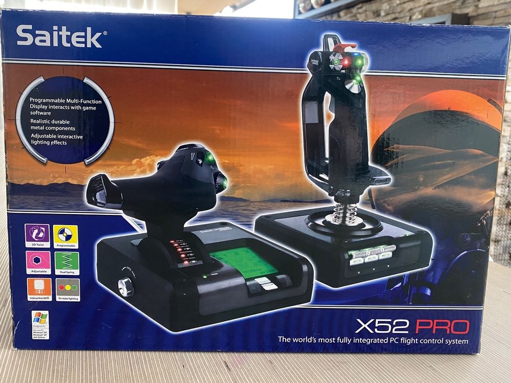 Saitek X52 Pro Flugsimulator - Neu | Kaufen auf Ricardo