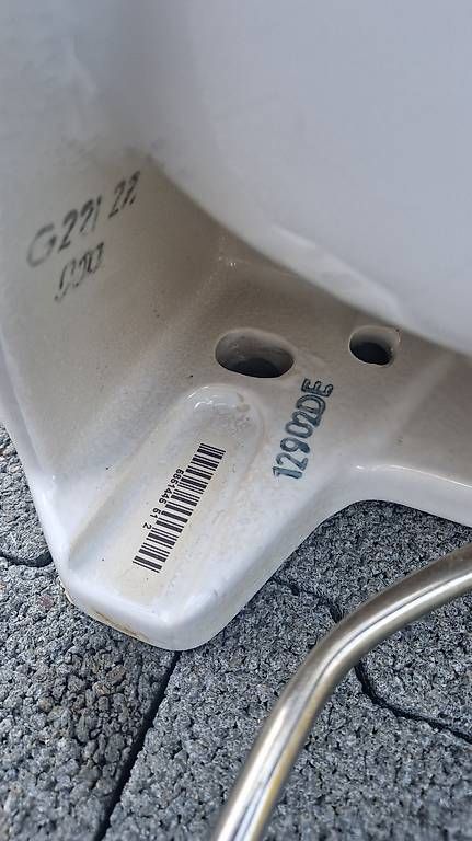 Lavabi & lavandini: Laufen Waschtisch / Lavabo mit Mischer – Usato da Habsburg venduto da YannikC 1