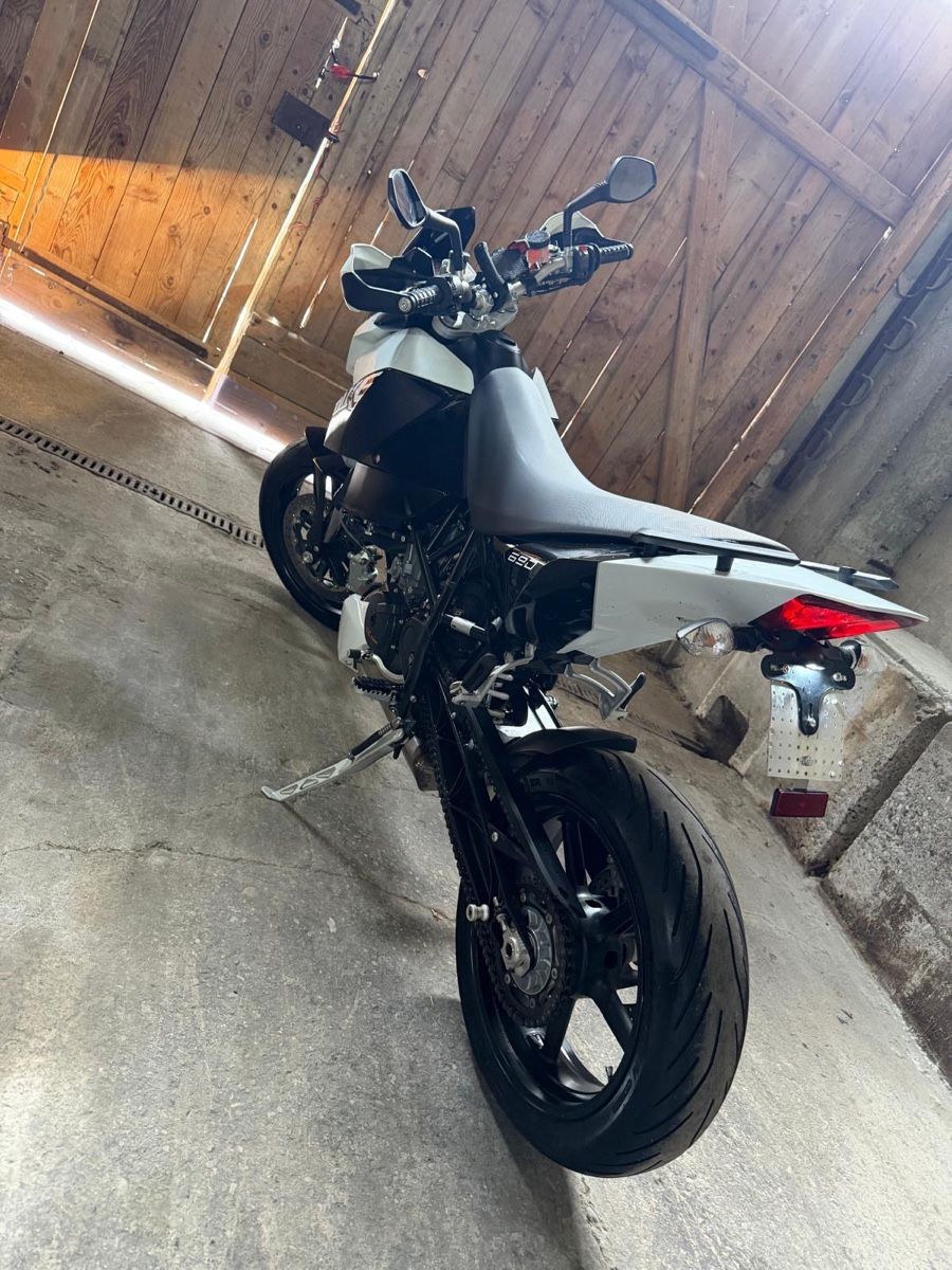 KTM Strada: Ktm moto  – Usato da Rueyres-les-Prés venduto da osm_6ncr 1