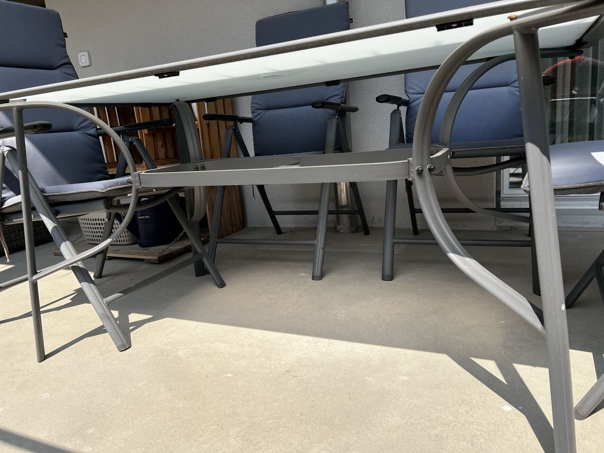 Tischset: Gartentisch und Stühle  – Gebraucht aus Wölflinswil von iam_g9gb 7