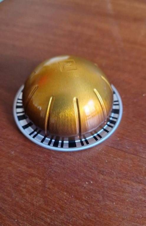 Machines à café & Machines à expresso: Nespresso Vertuo – D'occasion à Losone par mar_n5ds 4