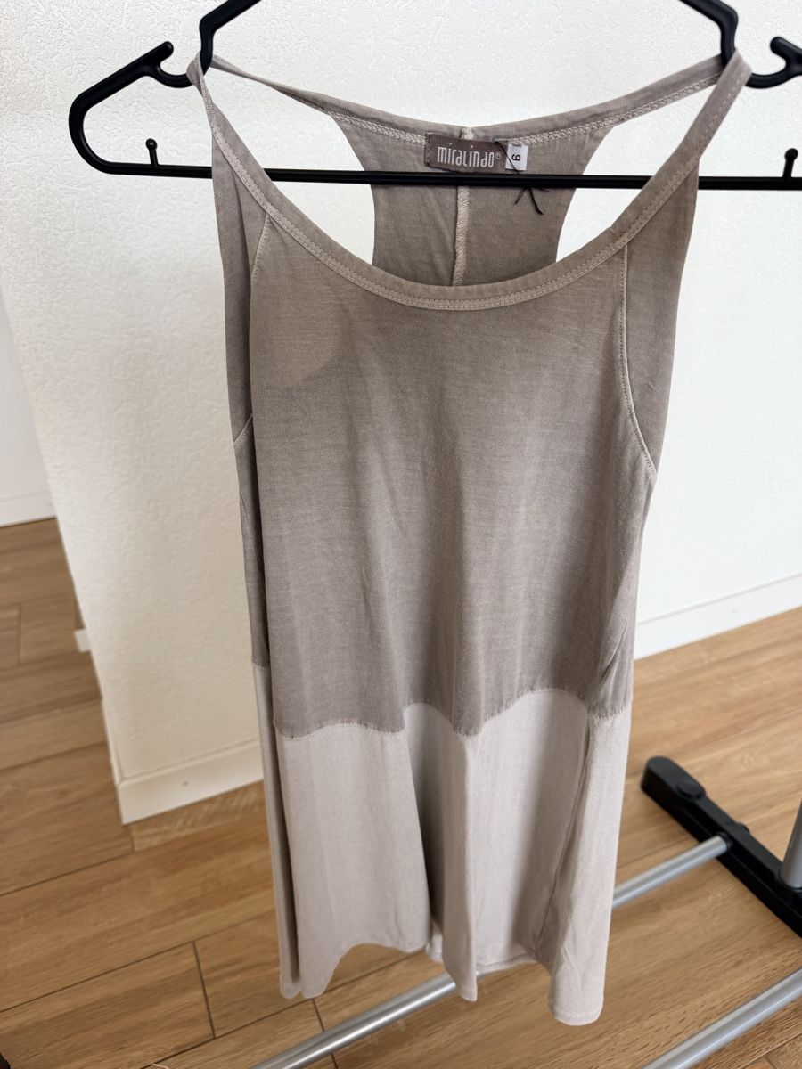 Vestiti & Gonne: Robe grise taille 116 – Usato da Villars-le-Grand venduto da Eva_1986