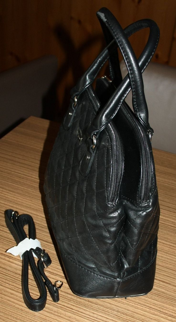 Borse da donna: Handtasche DAVID JONES gesteppt schwarz – Difettoso da Flüelen venduto da DiversicumAccessoire 1