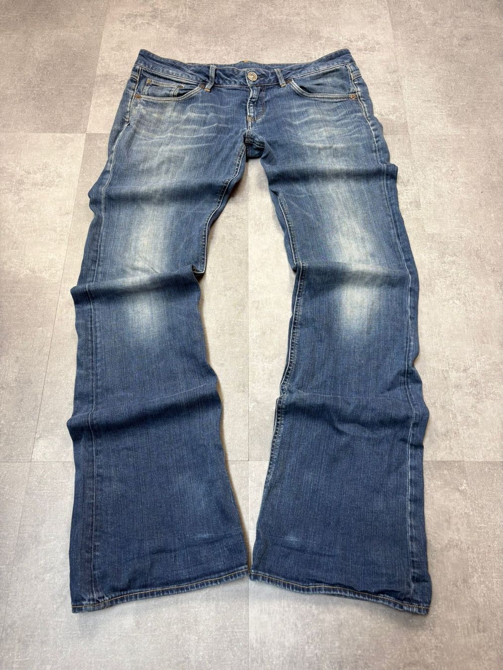 G-Star Jeans: Vintage G-Star Bootcut Flared Jeans - Grösse L – Nuovo (secondo la descrizione) da Werdenberg venduto da hase.vintage 2