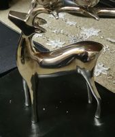 Eleganter Hirsch aus Metall, silberfarben - Dekoration
