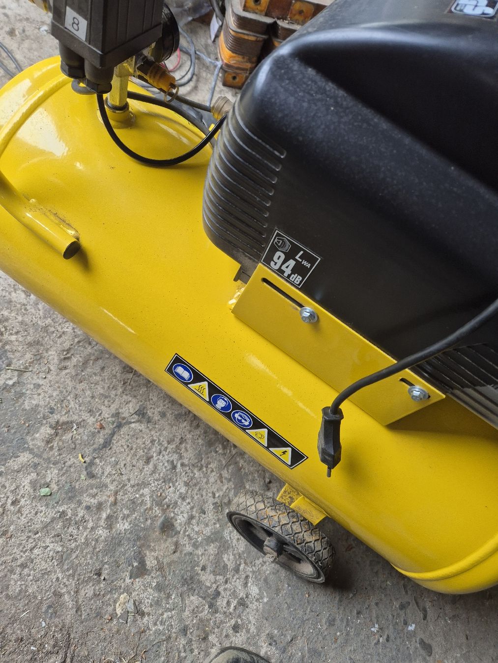 Stanley Compressori: Luftkompressor Stanley – Usato da Lodrino venduto da Wattenstorf 1