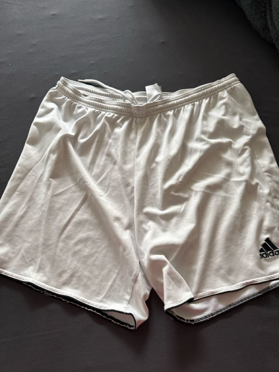 Pantaloni: kurze adidas hose weiss – Usato da Rudolfstetten venduto da sea_5pw7