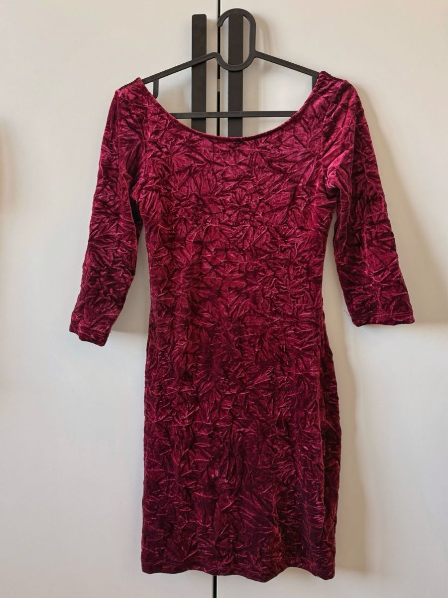 Vestiti: Elegantes Samtkleid mit tiefem Rückenausschnitt – Usato da Horw venduto da julzzz4