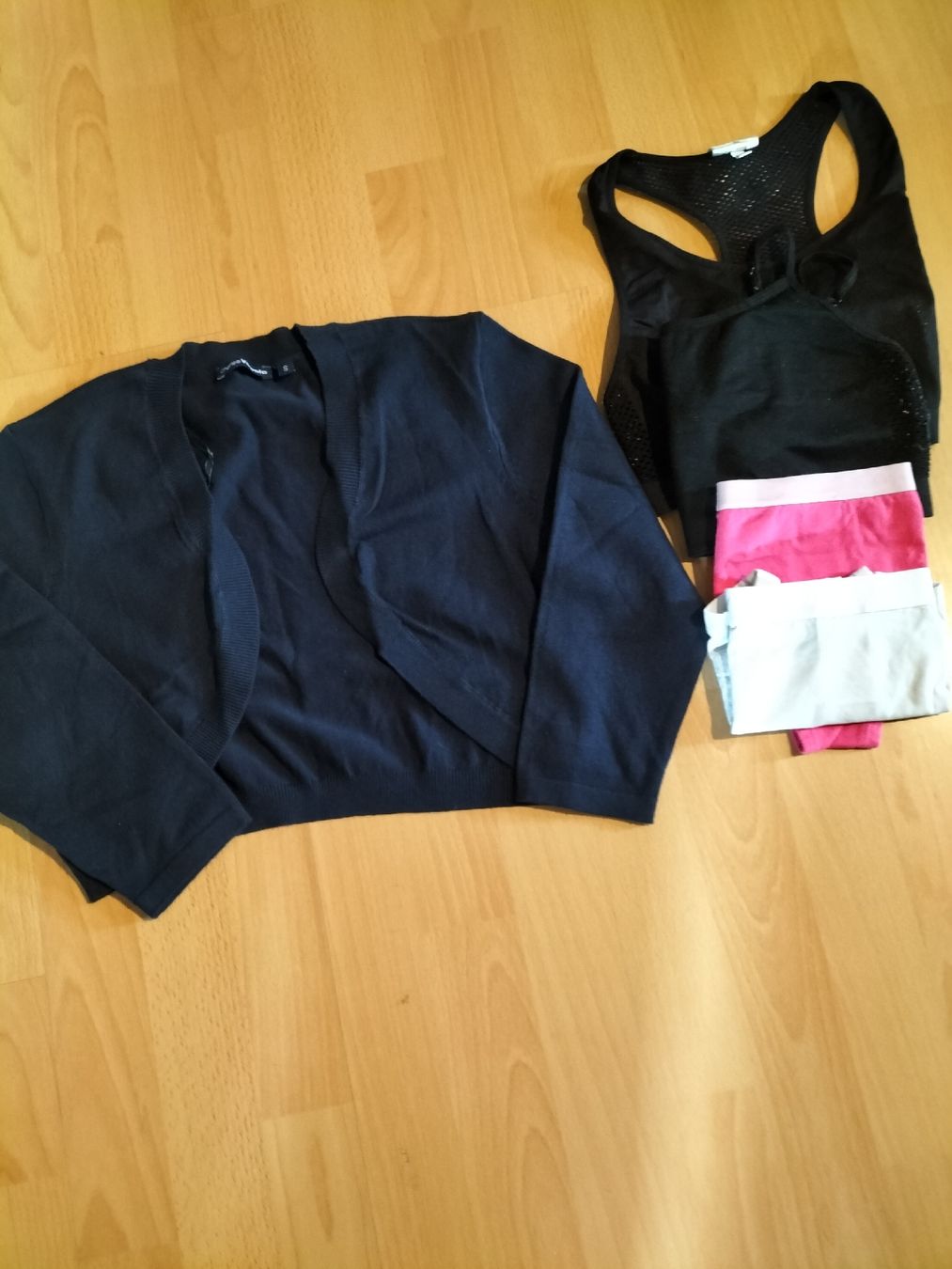 Lotti & Set di vestiti: Sommer-Kleiderpaket Mädchen Gr.   176 – Usato da Oberriet SG venduto da elternbabykind 2