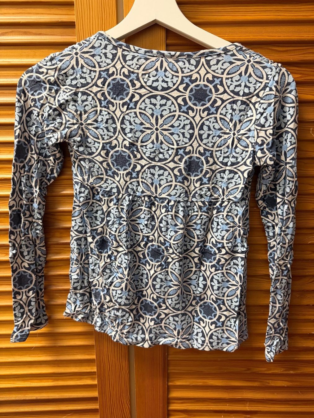 C&A Blusen, T-Shirts & Tops: C&A Bluse/Oberteil – Gebraucht aus Eschenbach LU von jjasmiin 1