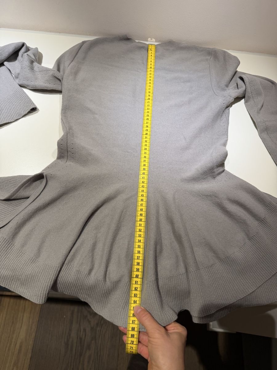 Alexander Mcqueen Pulls & Sweat-shirts: Alexander McQueen Pullover Grau Grösse S Wolle Kaschmir – D'occasion à Maur par my_private_sale 5