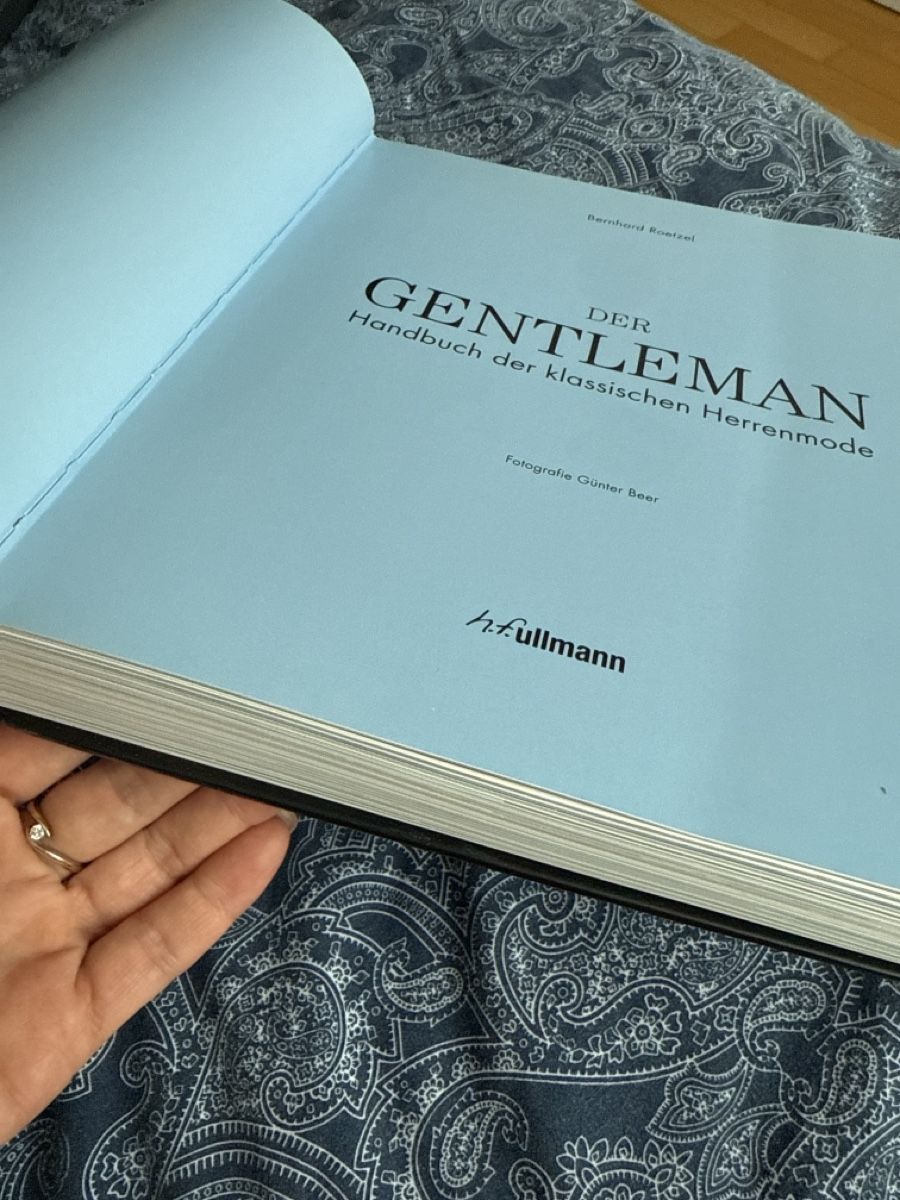 Livres: Der Gentleman Handbuch der klassischen Herrenmode – Neuf (Voir description) à Winkel par Olirickli05 1