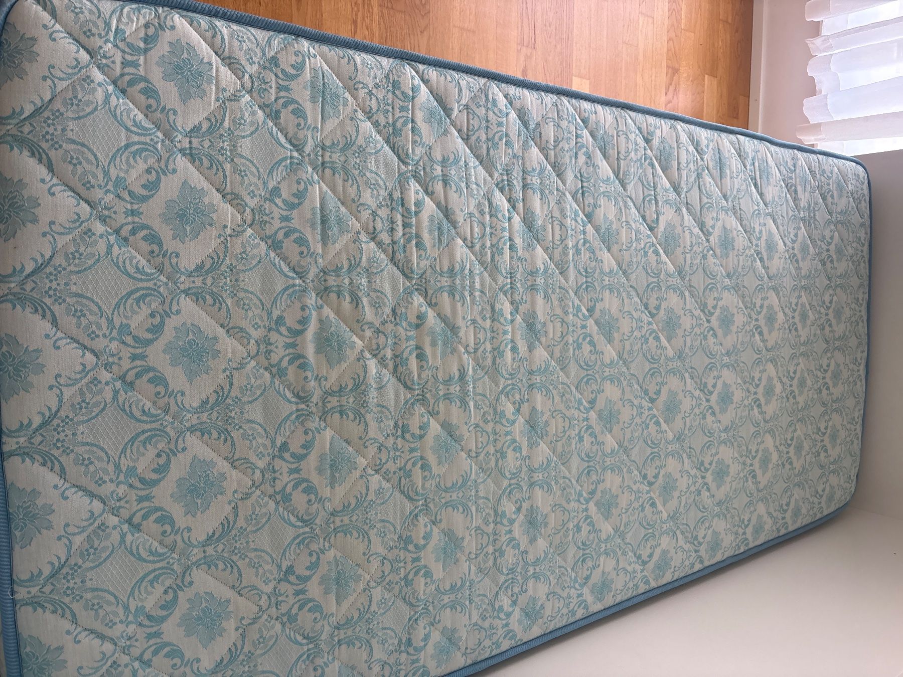 Matratzen: 1 x Matratze 190 cm. X 90 cm. – Gebraucht aus Illnau von RAIUGA 2
