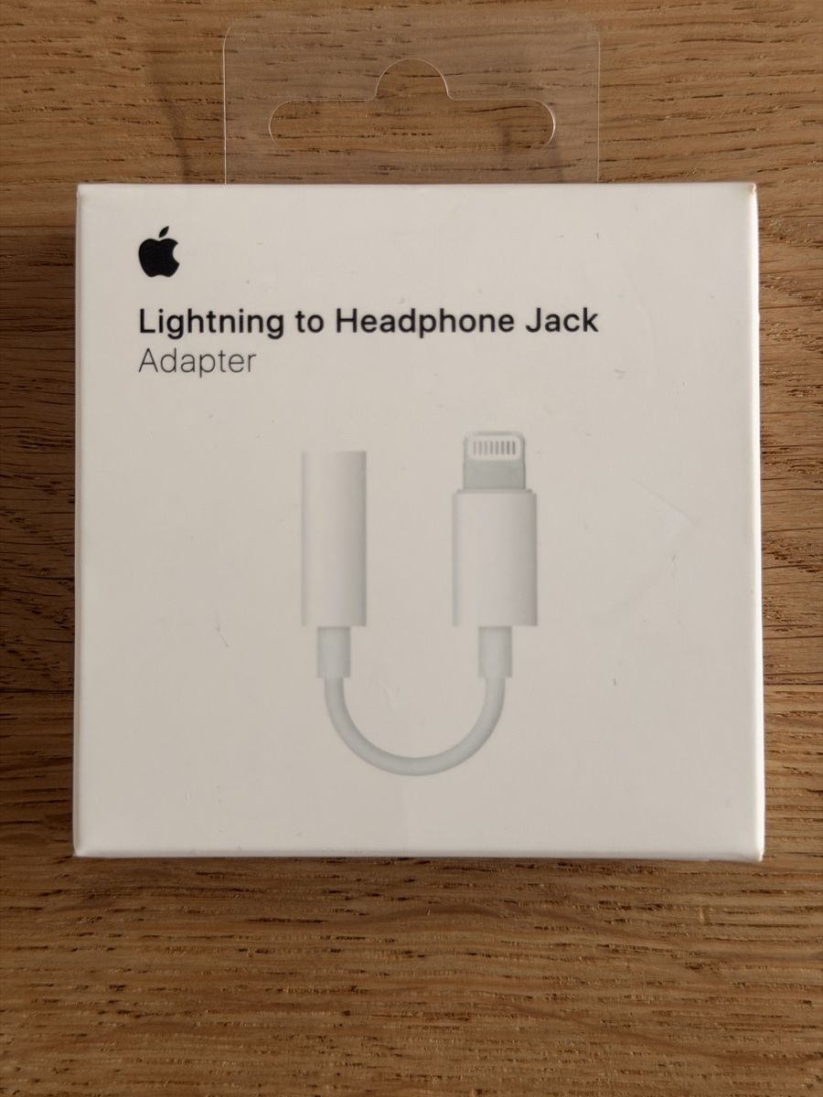 Apple Unità & Adattatore: Apple Lightning zu Jack Adapter – Nuovo e nell'imballaggio originale da Zürich venduto da Spark8