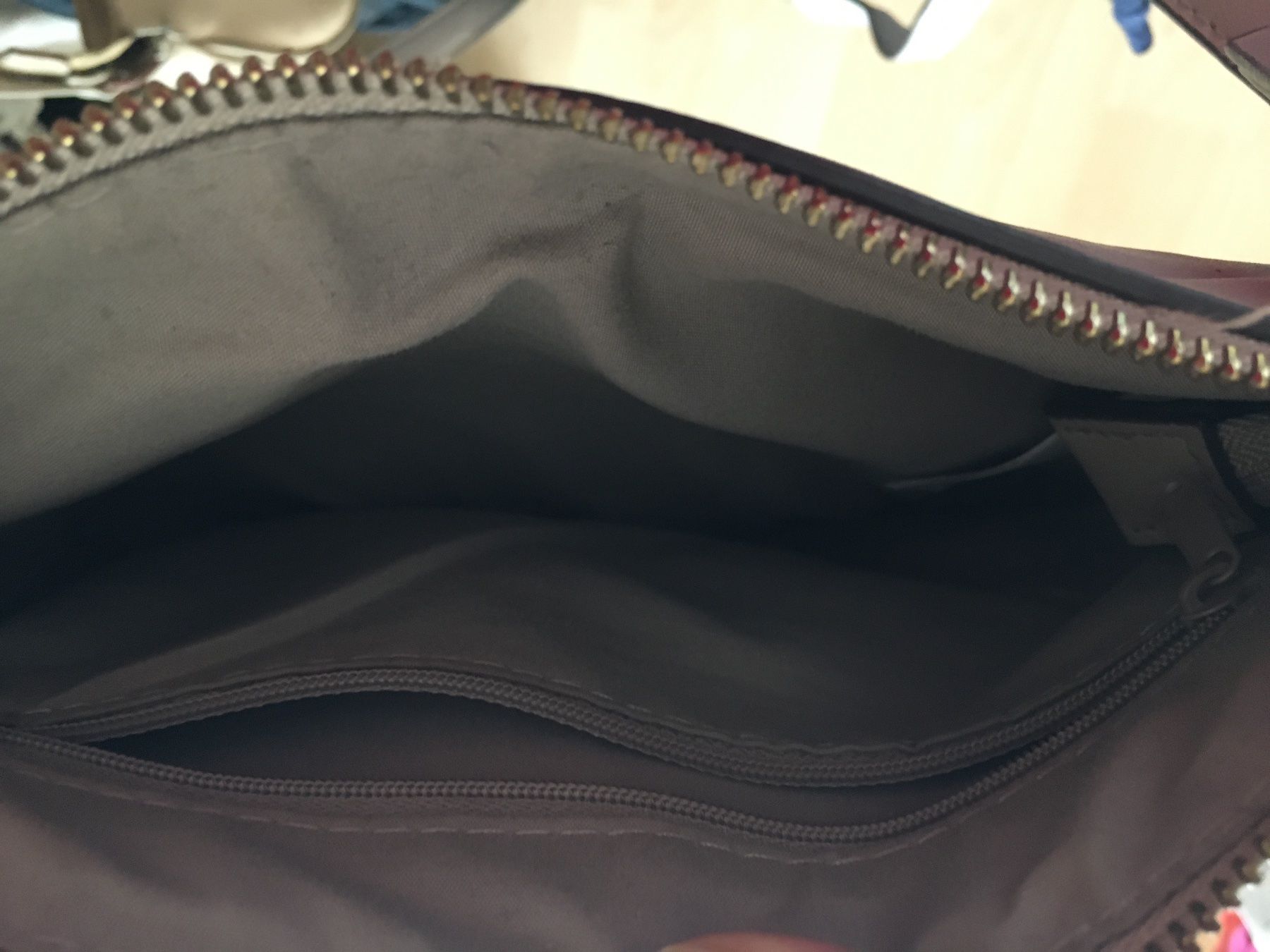 Taschen für Damen: Umhängetasche – Neu (gemäss Beschreibung) aus Suhr von mar_6lb7 1