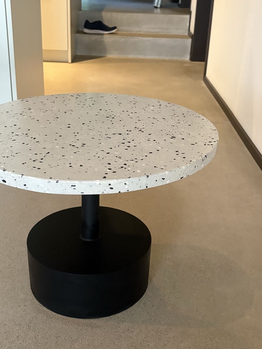 Tavoli: Outdoor Salon- Tisch Kave Delano – Usato da Winterthur venduto da inf_5m6h 2