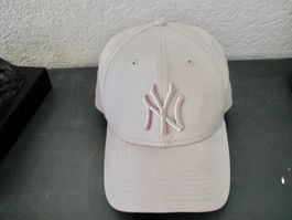 CASQUETTE  NY  NEW ERA. NEUVE