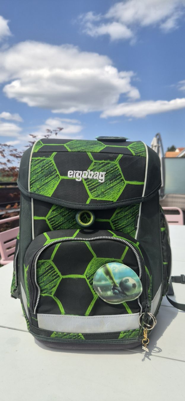 Ergobag Kindertaschen: Ergobag set – Gebraucht aus WETTSWIL von bel_8788 5