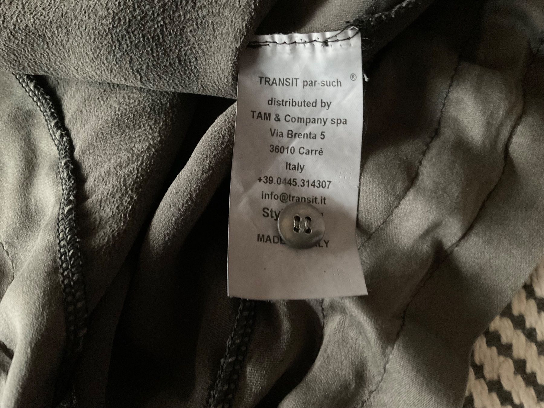 Blusen: Transit Par such schöne Bluse Seide Gr.M – Gebraucht aus Weiningen ZH von moon-55 5