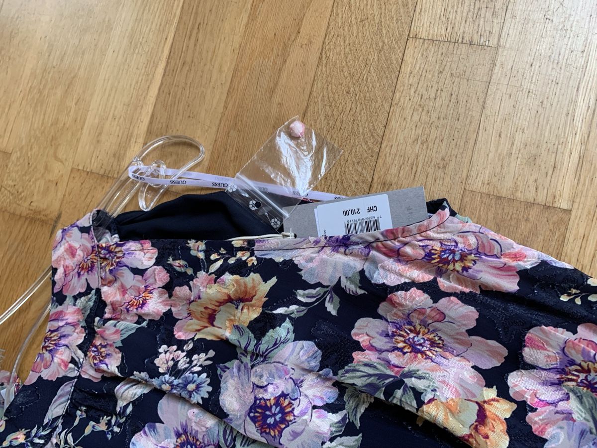 Guess Robes: Guess Maxikleid Grösse S. Neu – Neuf avec emballage d'origine à Sempach par katzaana3 2