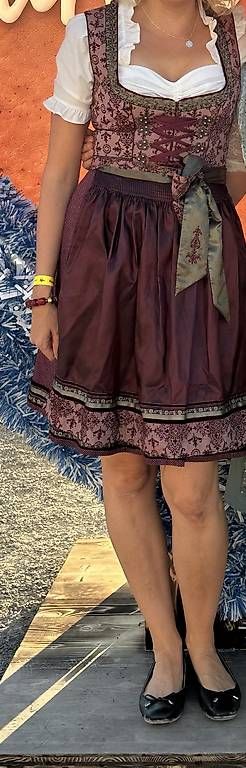 Robes: Wunderschönes Krüger Dirndl  – D'occasion à Lenzburg par LaetitiaA 1