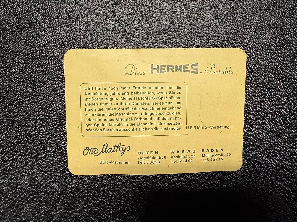 Machines à écrire: Hermes 2000 – D'occasion à Brugg AG par nuv_srm8 2